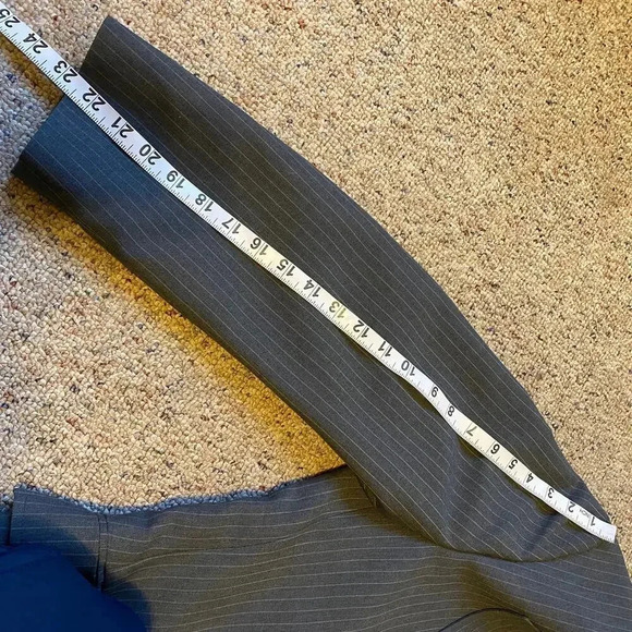 Giant Collegiate 2 Button Men's Gray Suit Blazer Tuxedo Size 39 NWOT Pockets - Picture 4 of 8